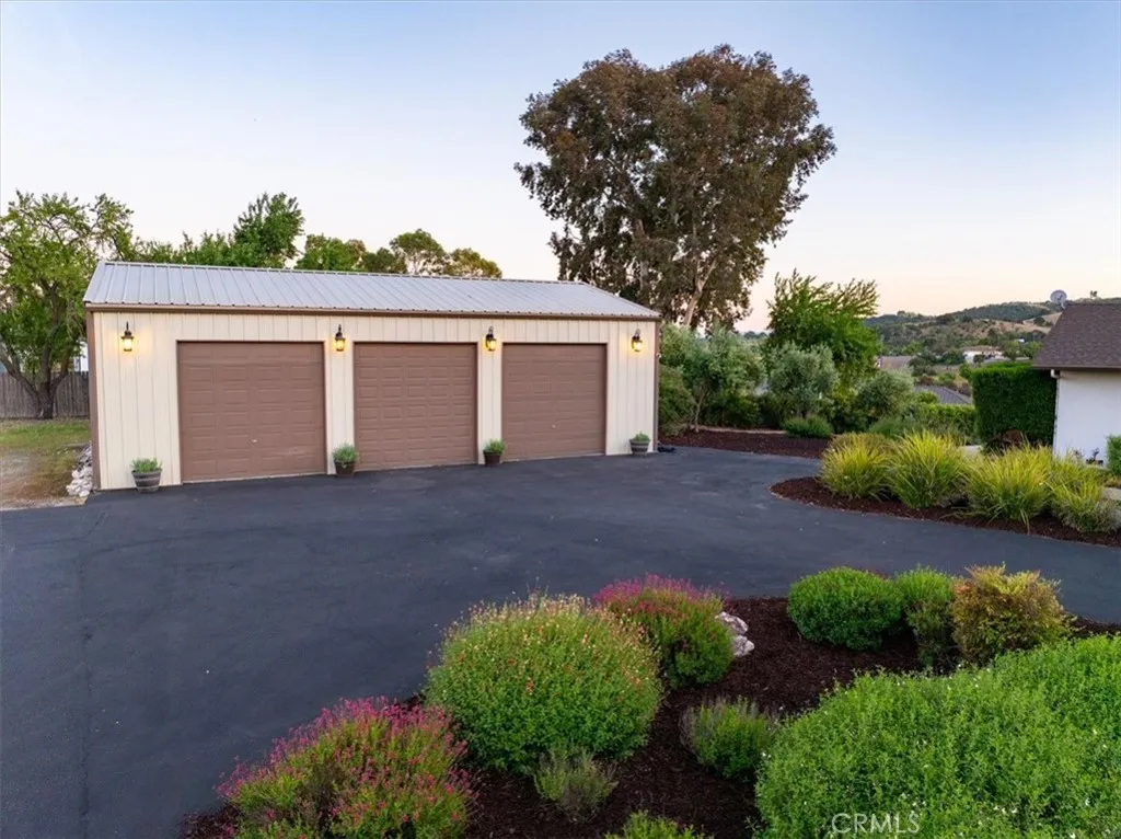 Additional image 52 of 1015 Lost Springs Ln, Paso Robles, CA 93446
