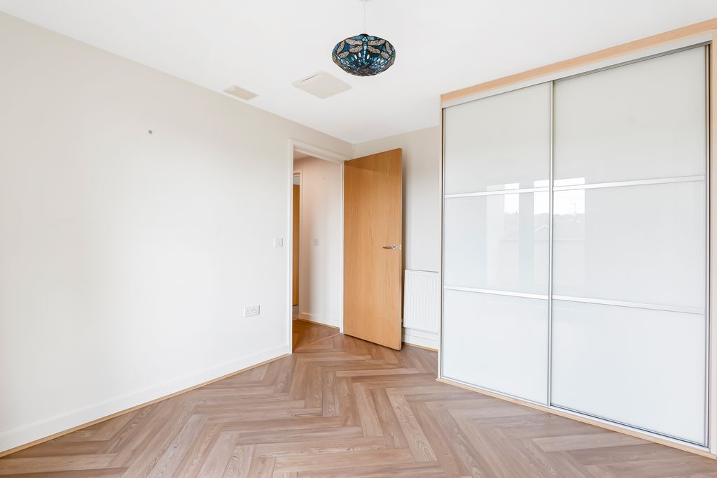 Additional image 7 of 2 bed flat for saleSheldon Way, Berkhamsted HP4