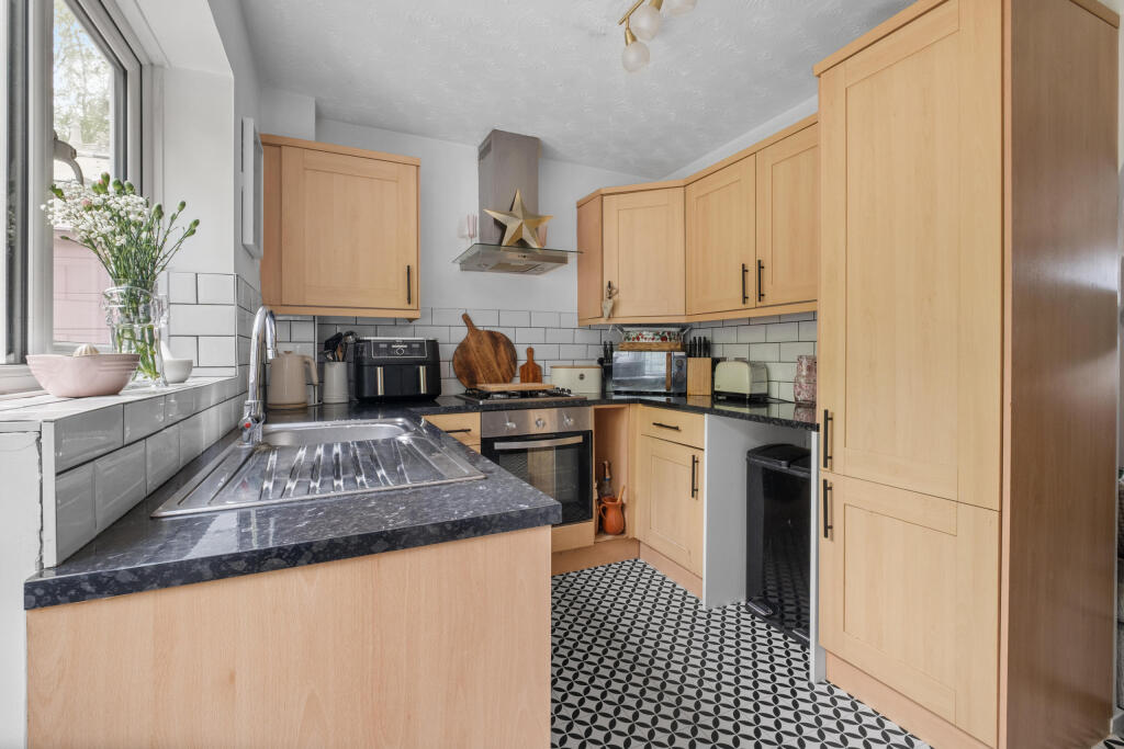 Additional image 8 of Shaftesbury Close, Bromsgrove B60 2RB