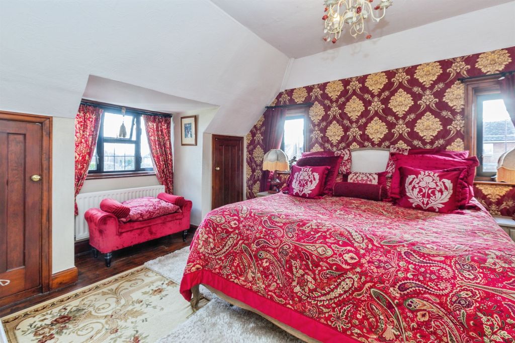 Additional image 22 of 4 bed detached house for saleParsons Lane, Bierton, Aylesbury HP22