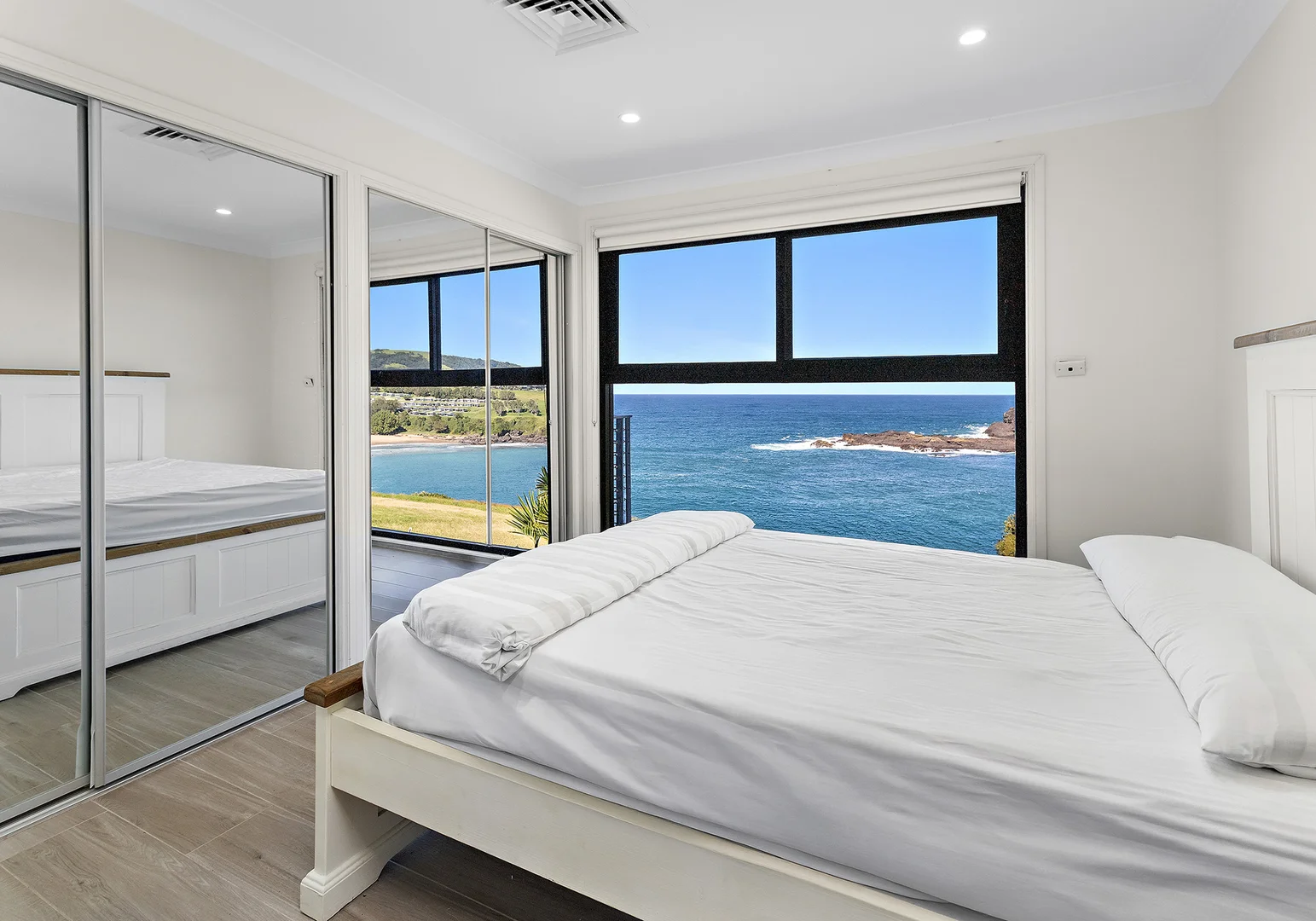71 Tingira Crescent, Kiama NSW 2533 photo 2