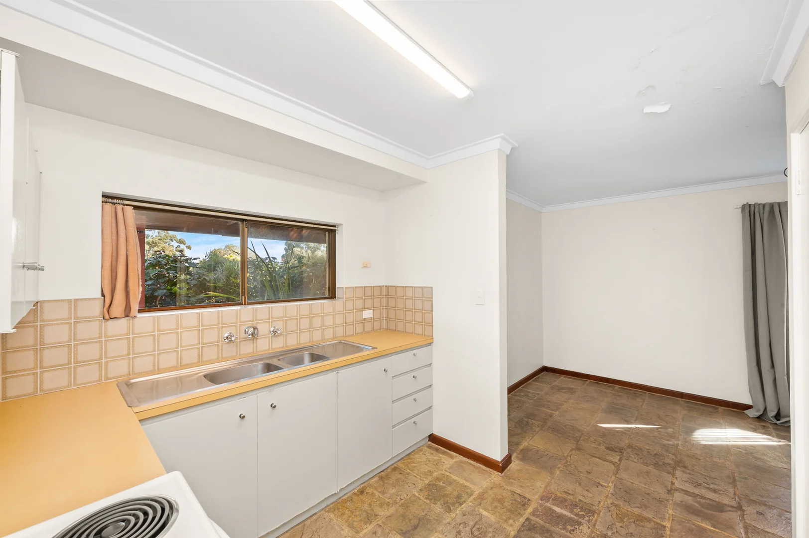 Additional image 8 of 1/114 Petra Street, Bicton WA 6157