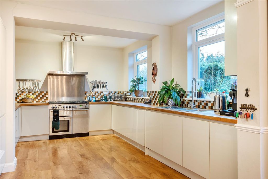 Additional image 10 of 6 bed semi-detached house for saleNewton Wood Road, Ashtead KT21