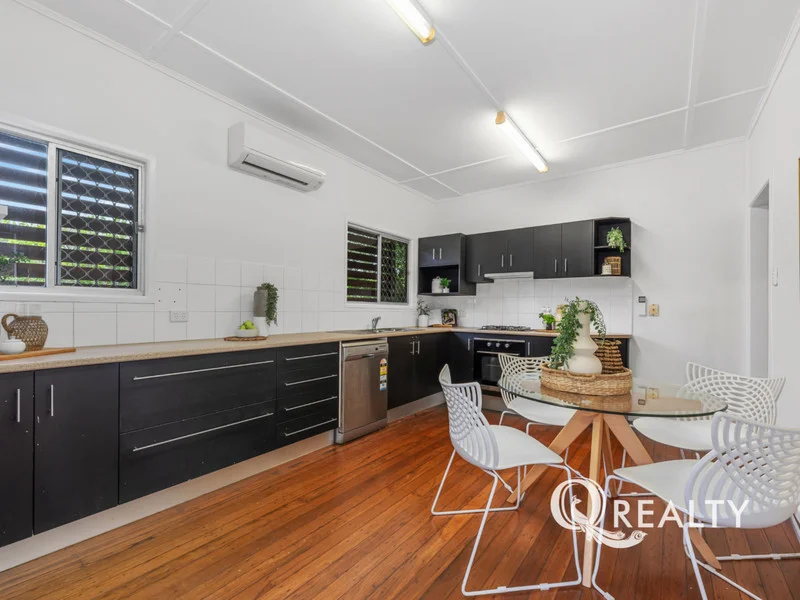 50 Newman Rd, Wavell Heights QLD 4012 photo 5