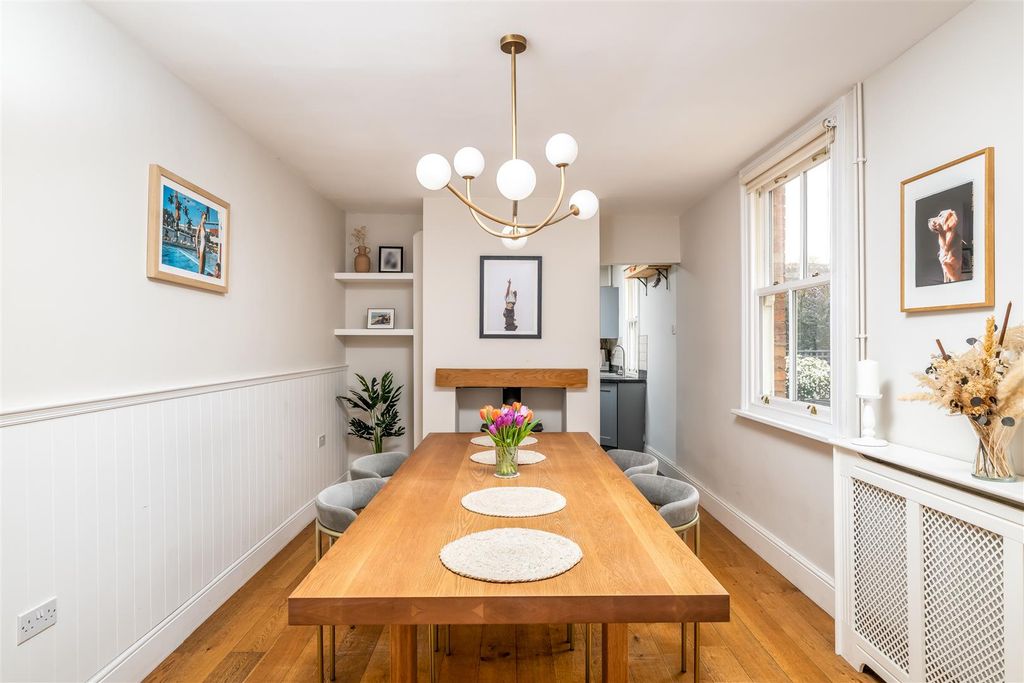 Additional image 9 of 5 bed detached house for saleWaterloo Road, Bedford MK40