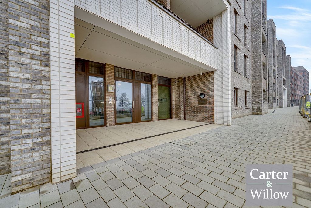 Additional image 16 of 3 bed flat for saleO'leary Mansions, Kings Hill, Barking IG11