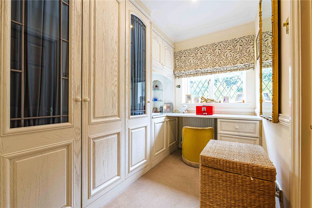 Additional image 15 of 5 bed detached house for saleThe Beech, Gravel Path, Berkhamsted, Hertfordshire HP4