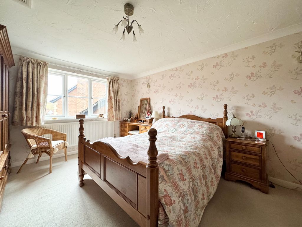 Additional image 16 of 4 bed detached house for saleMandelyns, Northchurch, Berkhamsted HP4