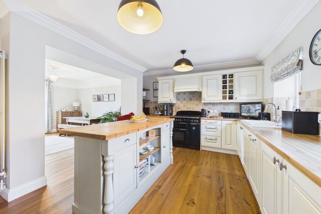 Additional image 2 of 3 bed semi-detached house for saleLondon Road, Attleborough NR17