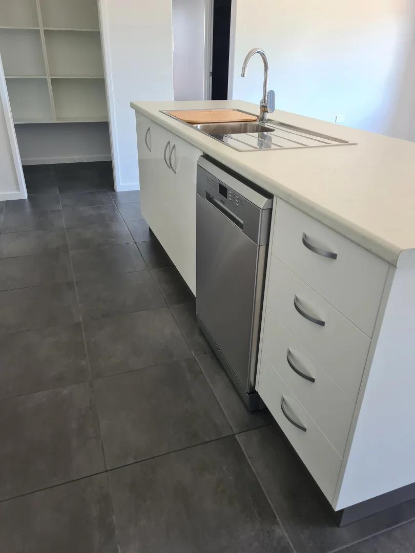 Additional image 4 of 118 Murphy Street, Point Vernon QLD 4655
