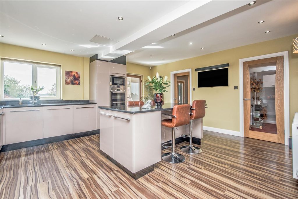 Additional image 10 of 4 bed detached house for saleGreenhill Lane, Wortley, Leeds LS12