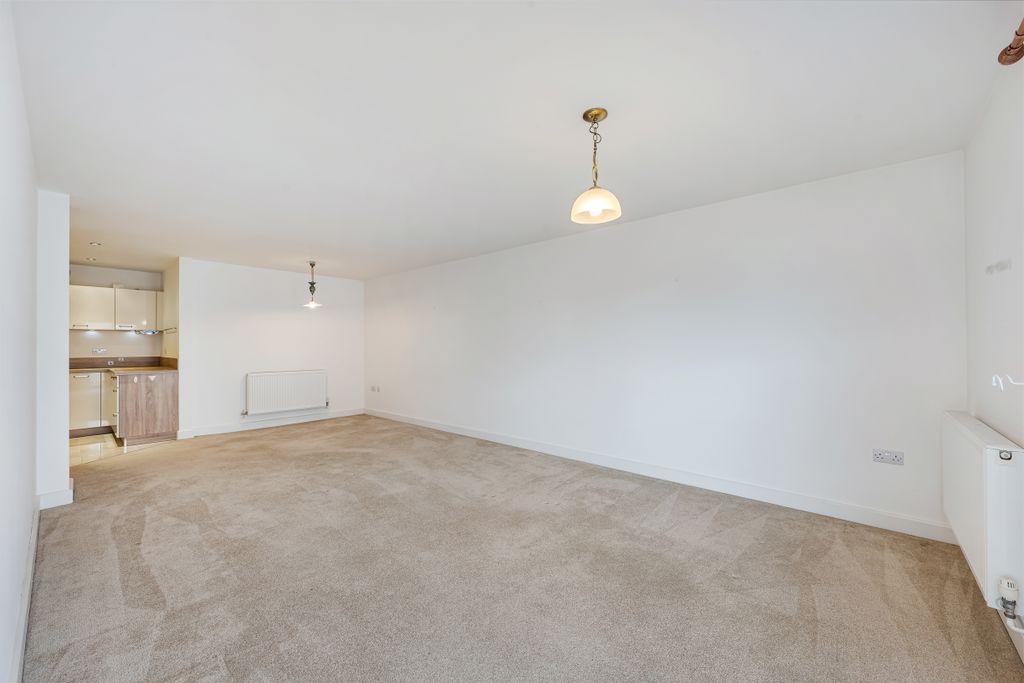 Additional image 10 of 2 bed flat for salePentywyn Road, Deganwy LL31
