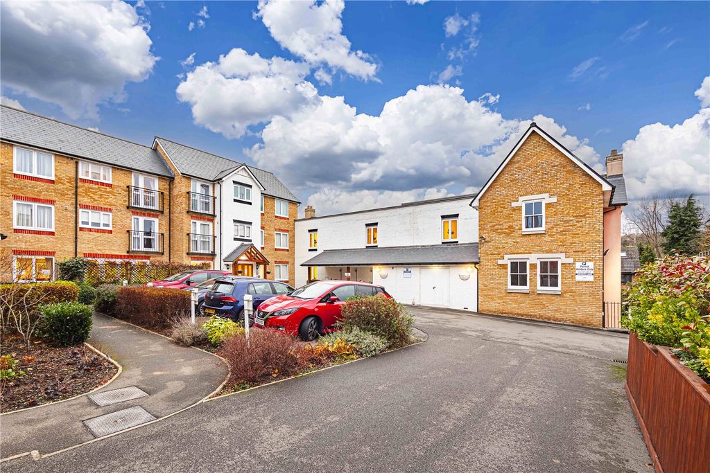 Additional image 17 of 2 bed flat for saleHigh Street, Berkhamsted, Hertfordshire HP4
