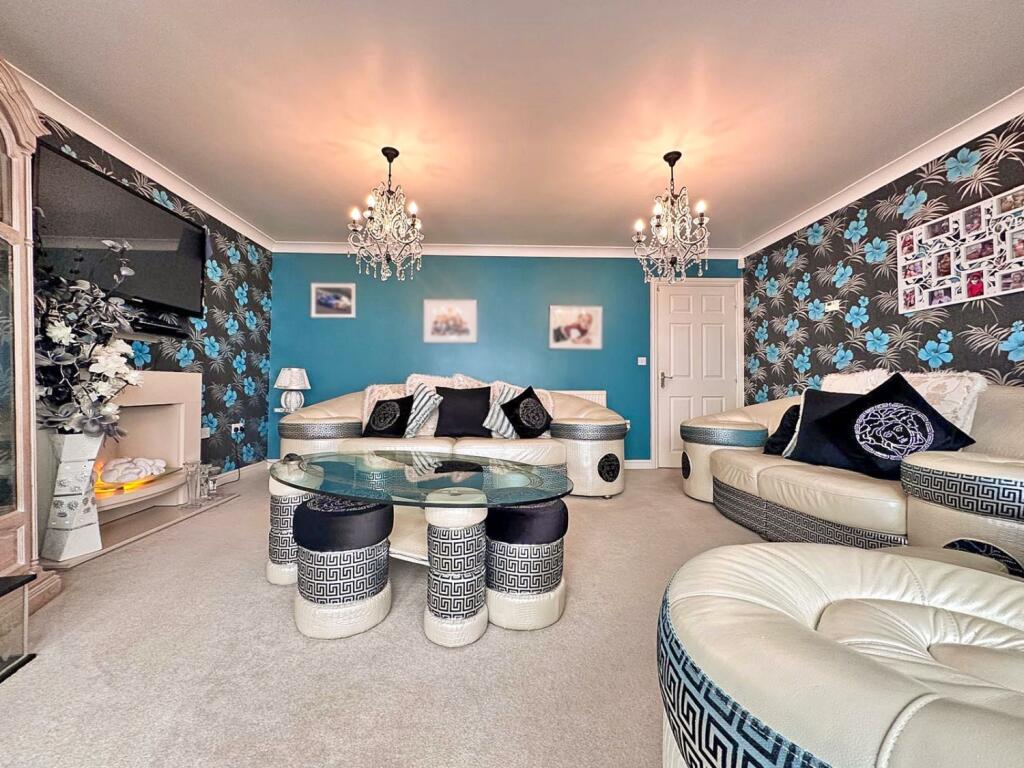 Hodder Grove, West Bromwich photo 3