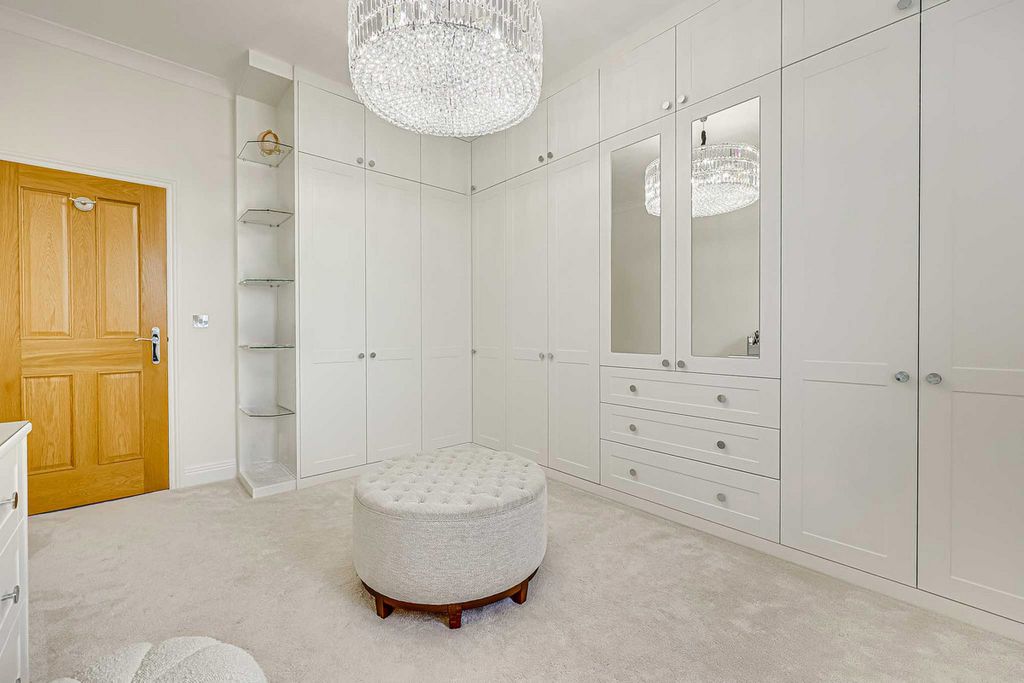 Additional image 38 of 5 bed detached house for saleVicarage Heights, Benfleet SS7
