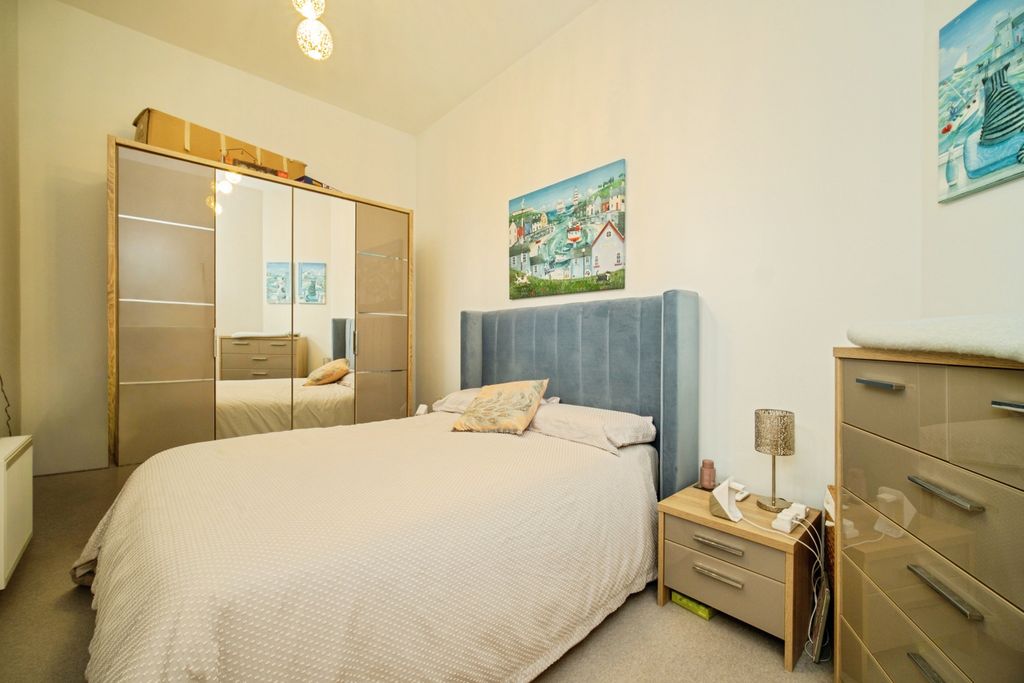 Additional image 18 of 2 bed flat for saleHospital Hill, Aldershot GU11