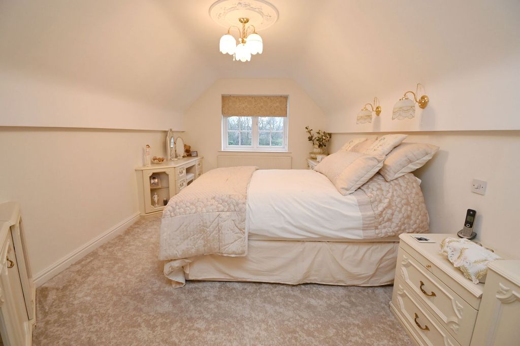 Additional image 21 of 5 bed country house for saleKingwell Road, Worsbrough, Barnsley S70