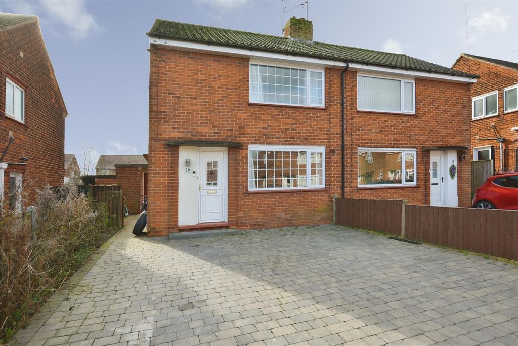 Additional image 18 of 2 bed semi-detached house for saleLunns Crescent, Barton-Upon-Humber DN18