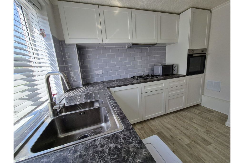 Additional image 3 of 2 bed flat for saleHaddon Way, Long Eaton NG10