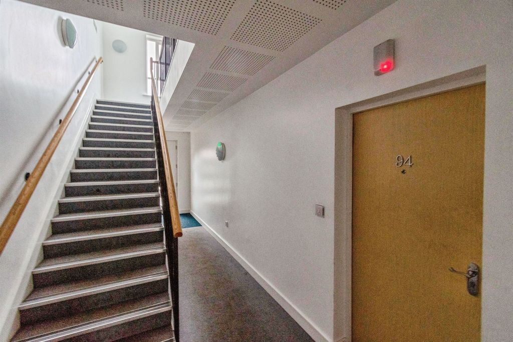 Additional image 10 of 2 bed flat for saleLowbridge Walk, Bilston WV14