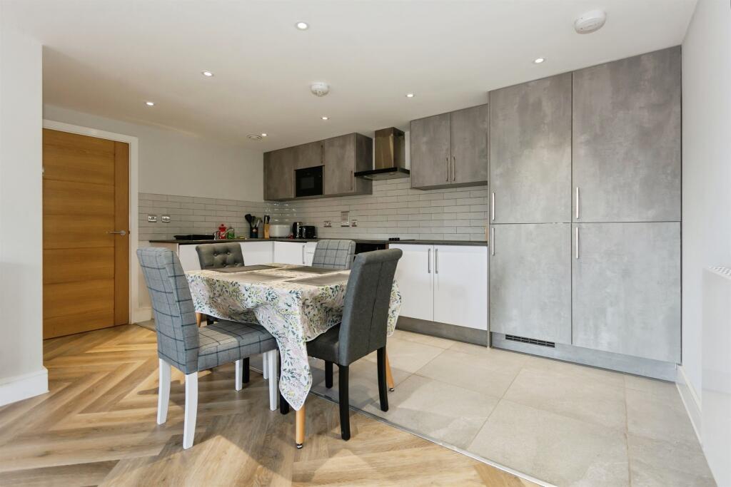 Additional image 8 of Stratford Road, Shirley, SOLIHULL