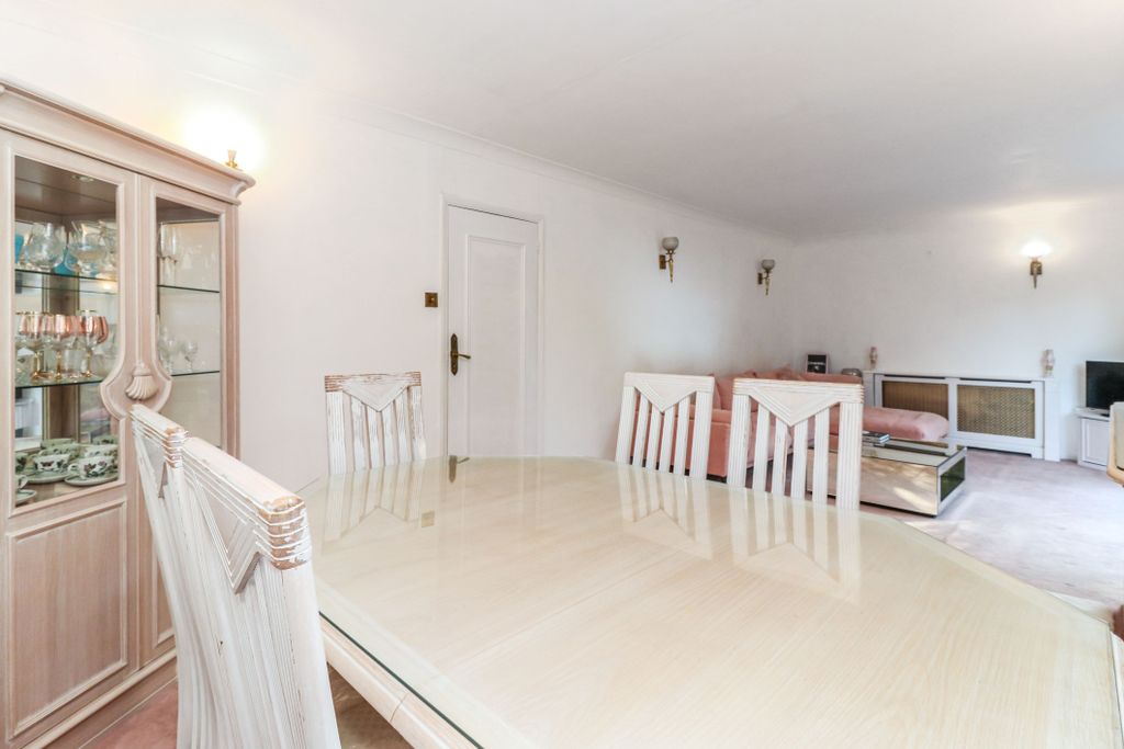 Additional image 12 of 3 bed detached house for saleGallows Hill Lane, Abbots Langley WD5
