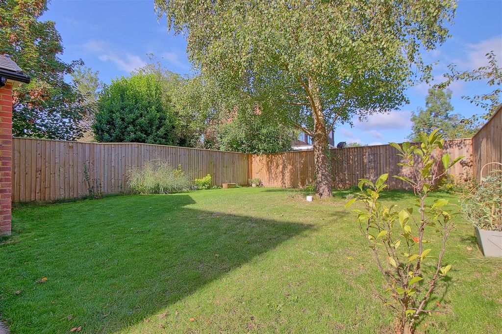 Additional image 18 of 3 bed semi-detached house for saleFen Road, Cambridge CB4
