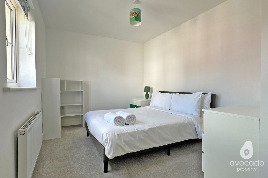 Additional image 16 of 5 bed detached house for saleWhitelands Way, Kingsmere, Bicester OX26