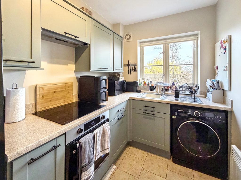 Additional image 3 of 2 bed flat for saleMallard Ings, Louth LN11