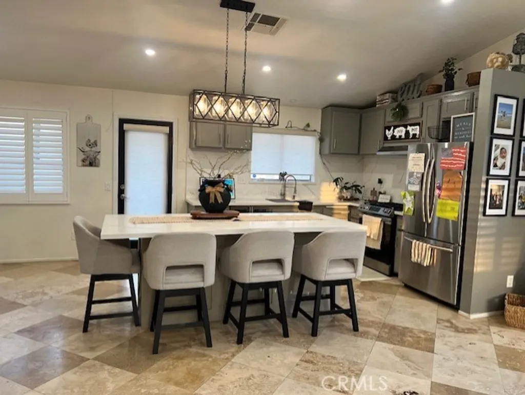 Additional image 15 of 9765 Venus Lane, Fontana, CA 92335