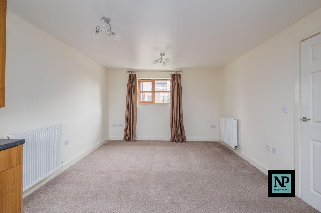 Arden Mews, Kingsbury, B78 photo 4
