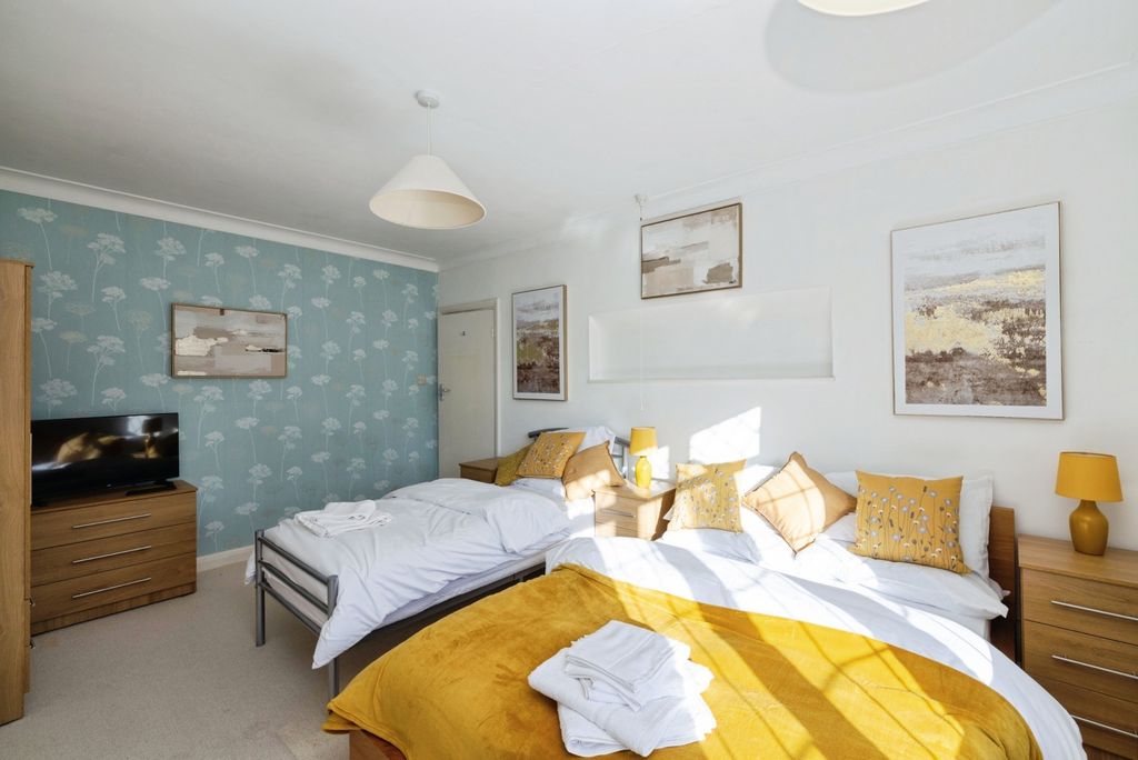 Additional image 19 of 5 bed detached house for saleSouthend Road, Beckenham BR3