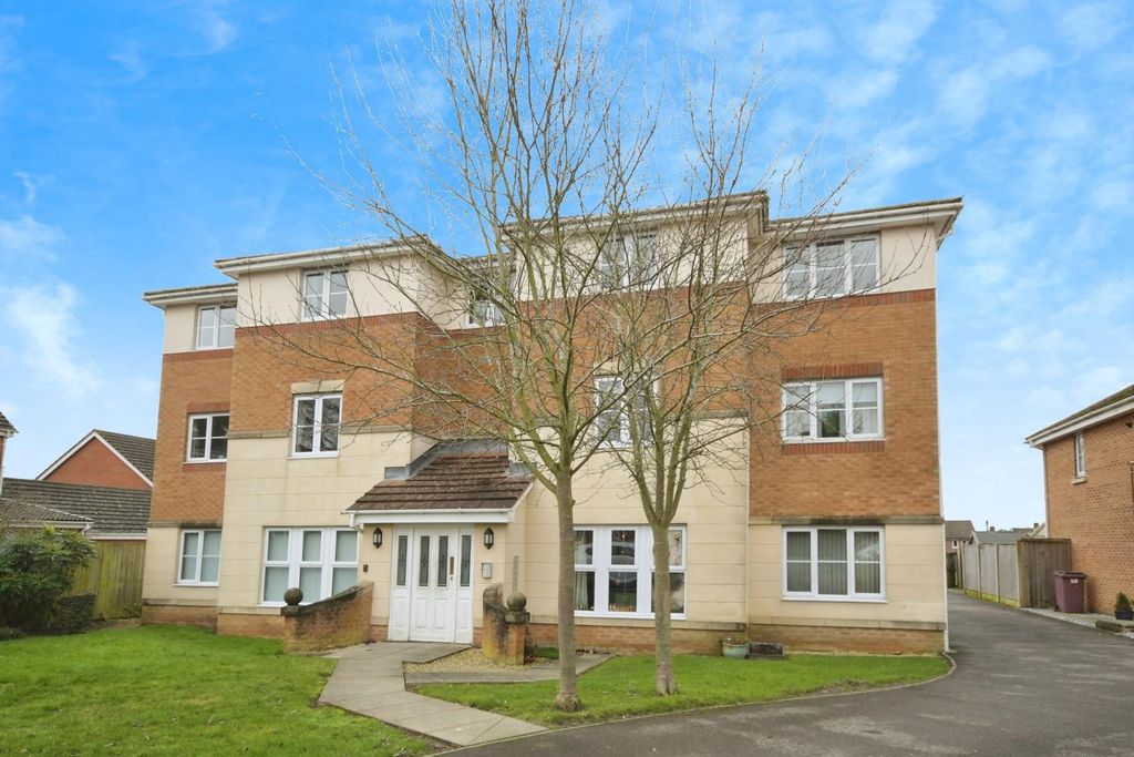 2 bed flat for saleLincoln Way, North Wingfield, Chesterfield S42