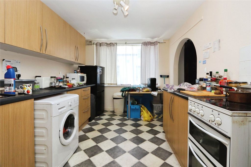 Additional image 2 of 1 bed flat for saleButtgarden Street, Bideford, Devon EX39