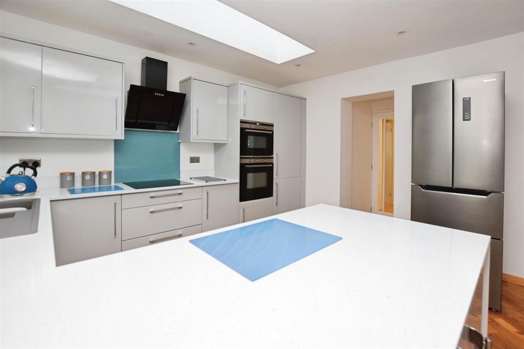 Additional image 8 of 2 bed detached bungalow for saleSunningdale, Abergele LL22