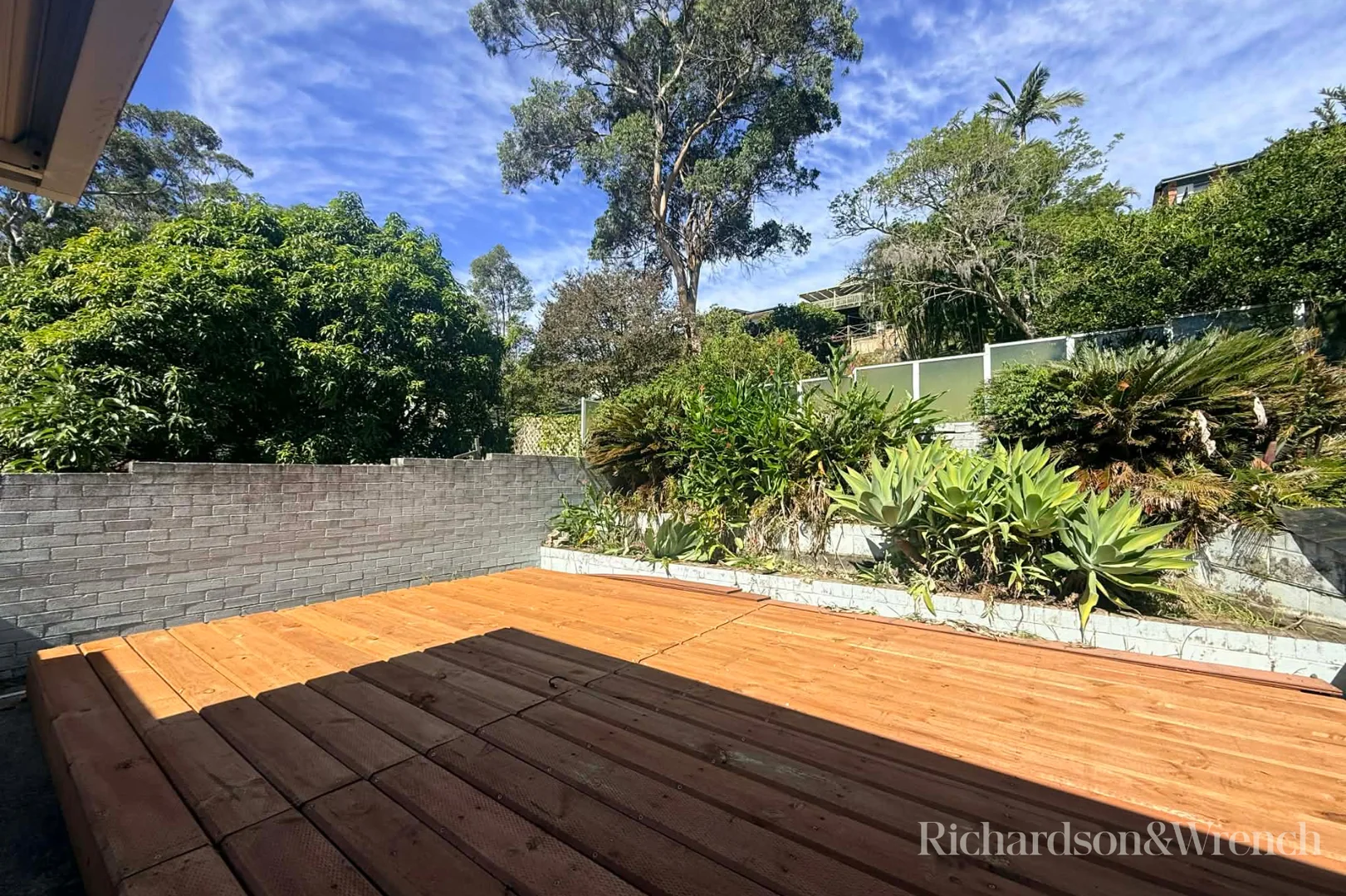 Additional image 9 of 27 Fiona Street, Point Clare NSW 2250