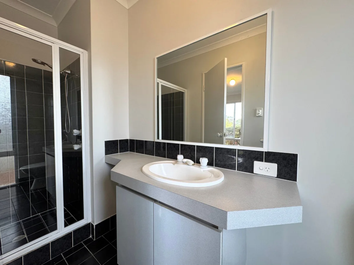 Additional image 9 of 12 Amulla Court, Halls Head WA 6210