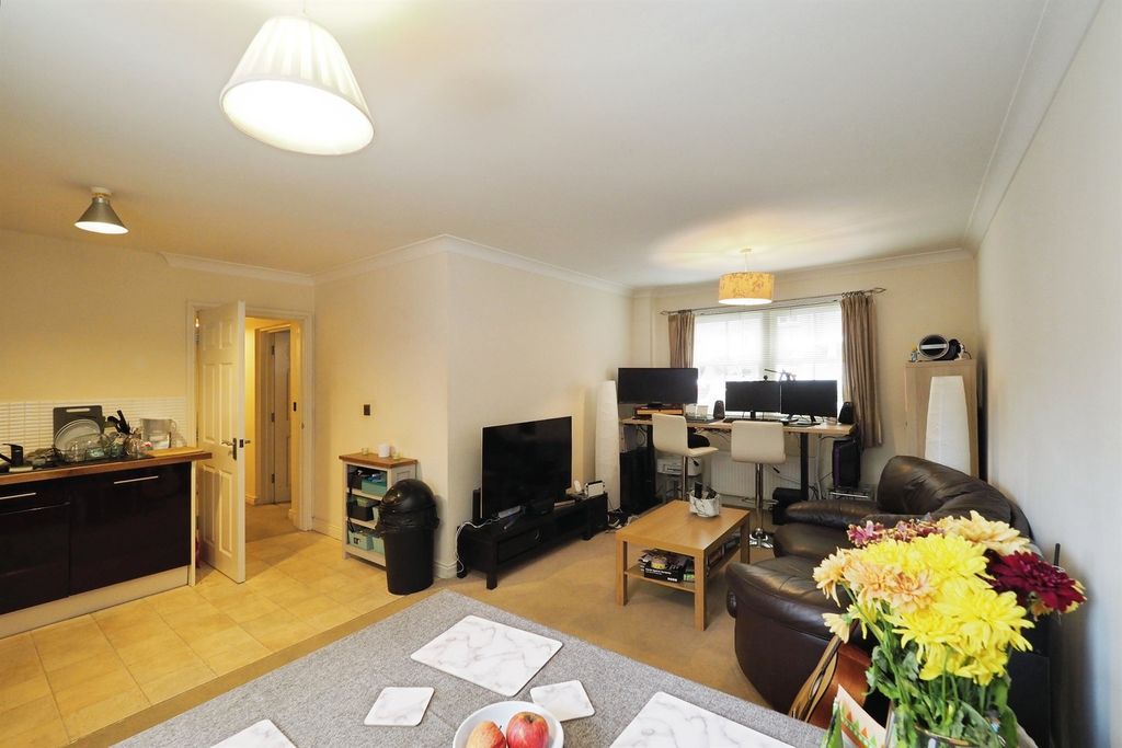Additional image 5 of 2 bed flat for saleJaeger Close, Belper DE56