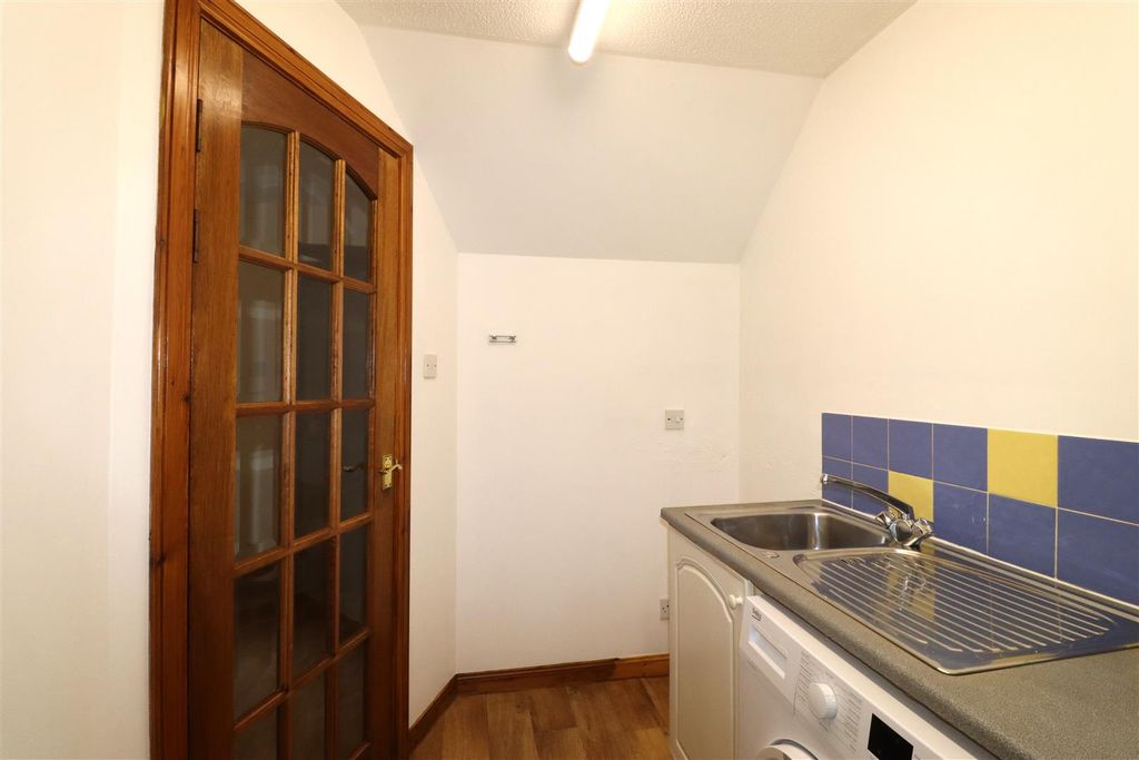 Additional image 9 of 1 bed flat for sale124 Murray Terrace, Smithton, Inverness IV2