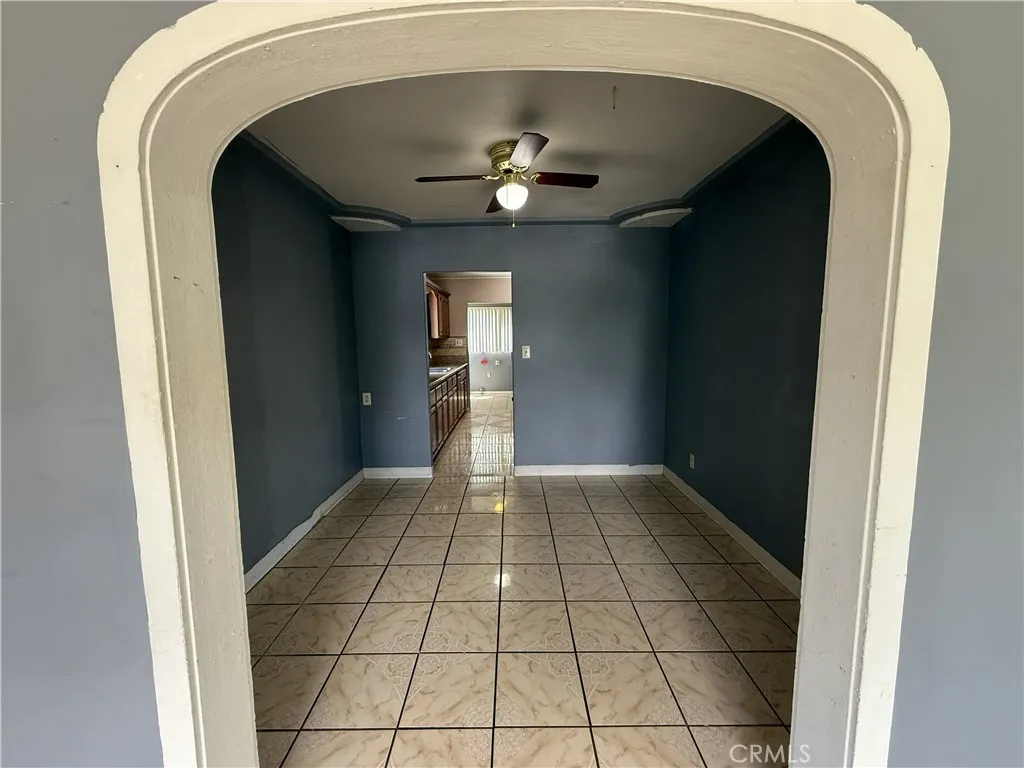 Additional image 18 of 407 E Street, Taft, CA 93268