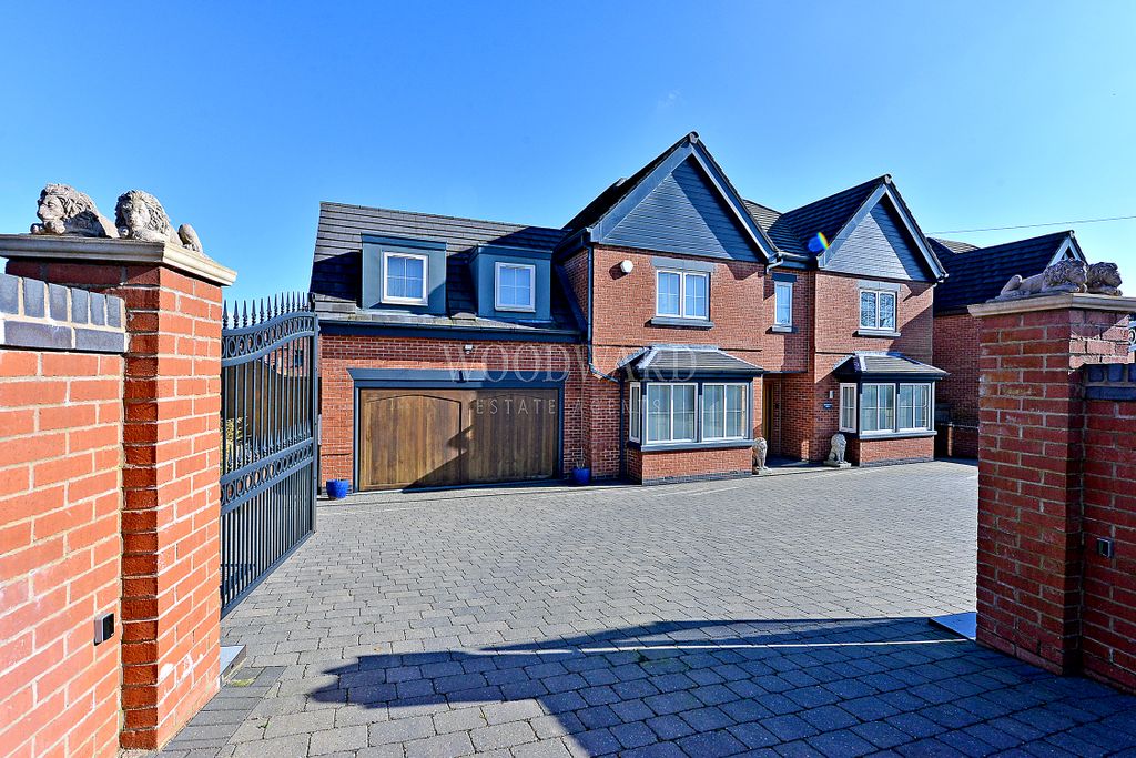 6 bed detached house for saleBullock Lane, Riddings DE55
