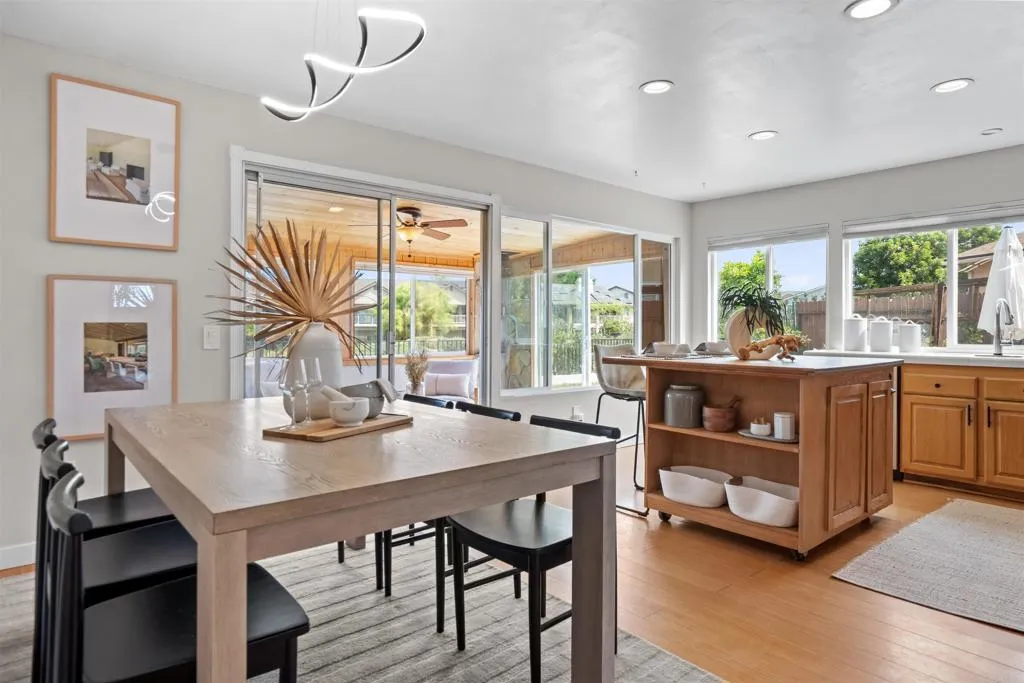 Additional image 10 of 11819 Elkins Cv, San Diego, CA 92126