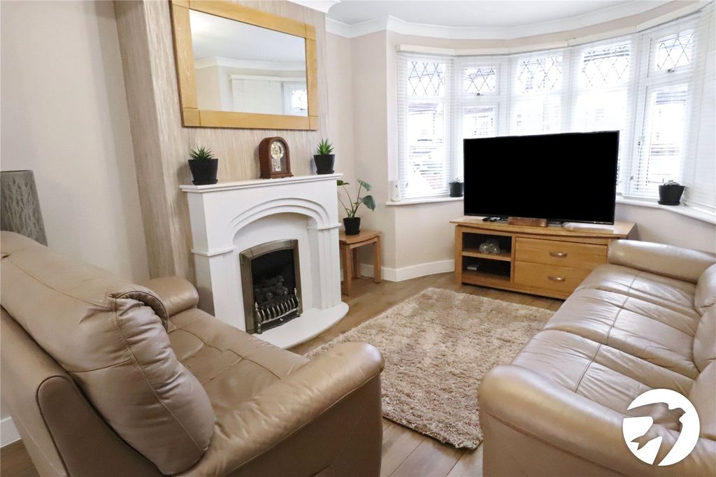 Additional image 2 of 3 bed semi-detached house for saleCray Road, Belvedere DA17