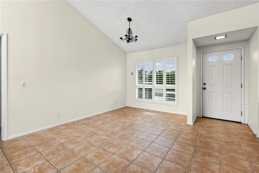 Additional image 47 of 88 Los Verdes Dr, San Luis Obispo, CA 93401