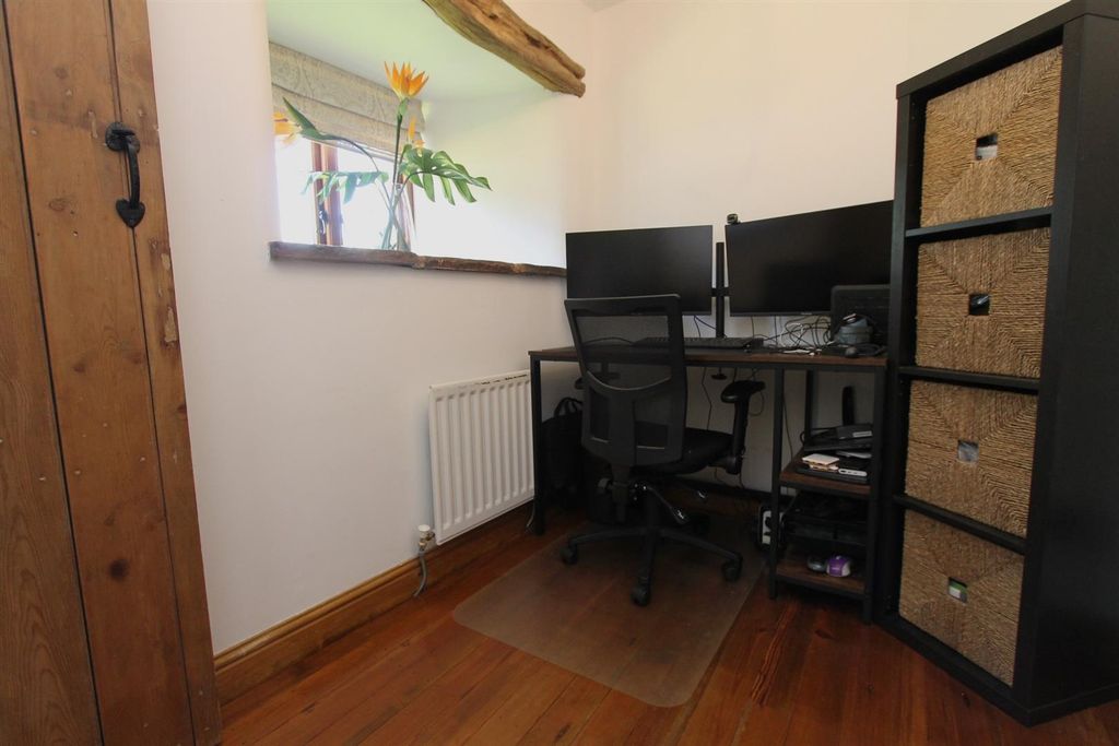 Additional image 17 of 4 bed barn conversion for saleHay Green Lane, Birdwell, Barnsley S70
