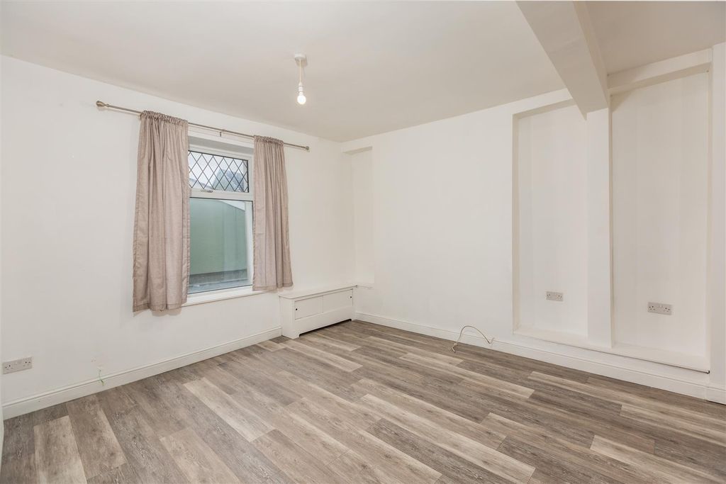 Additional image 13 of 3 bed detached house for saleLlewellyn Street, Llanelli SA15