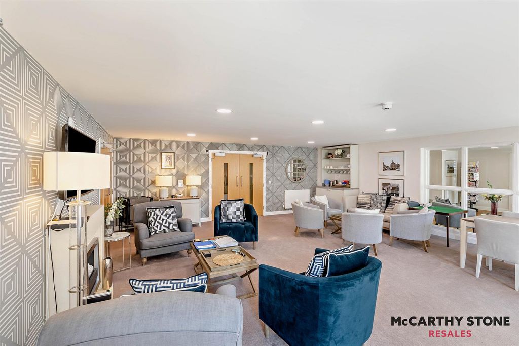 Additional image 10 of 1 bed flat for sale59-61 The Broadway, Amersham, Buckinghamshire HP7