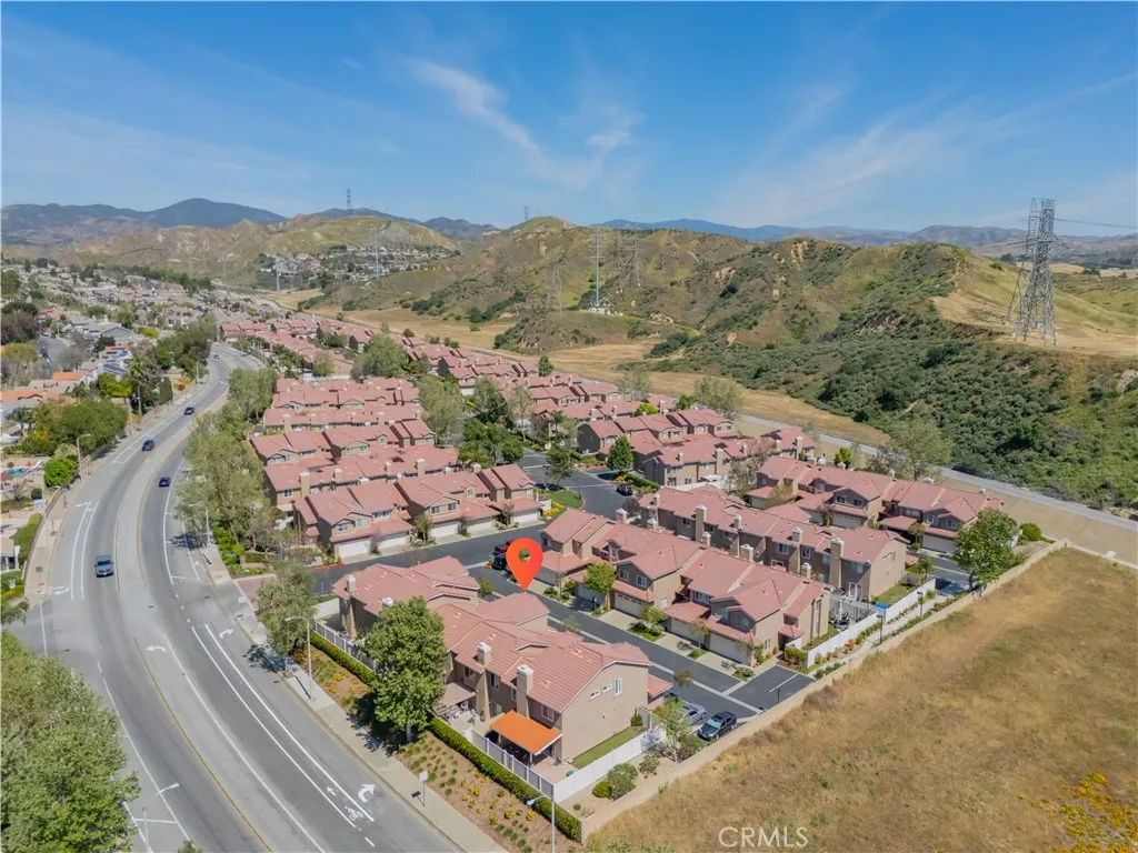 Additional image 44 of 28102 Bobwhite Cir Unit 3, Saugus, CA 91350
