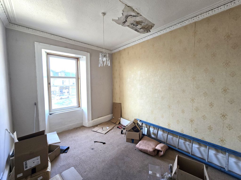 Additional image 5 of 2 bed flat for sale12 E East High Street, Airdrie, North Lanarkshire ML6