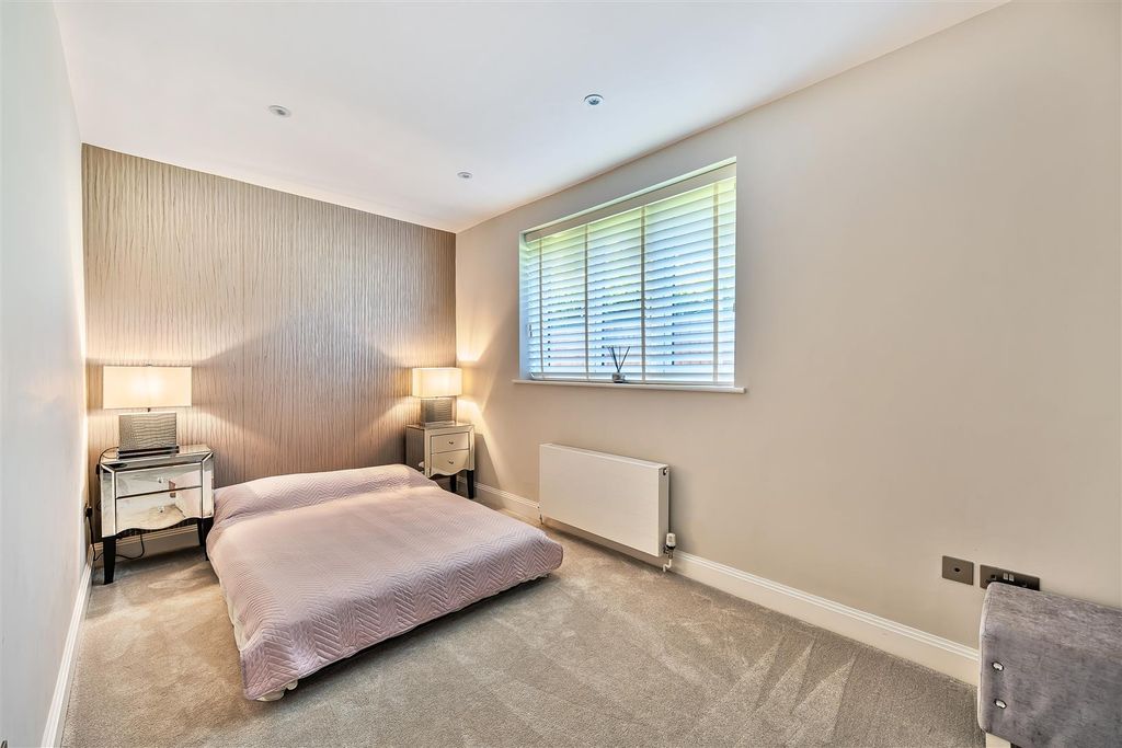Additional image 8 of 4 bed detached house for saleWest Farm Close, Ashtead KT21